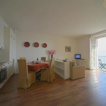 Appartement Sleeps 4 Pool T421405 *