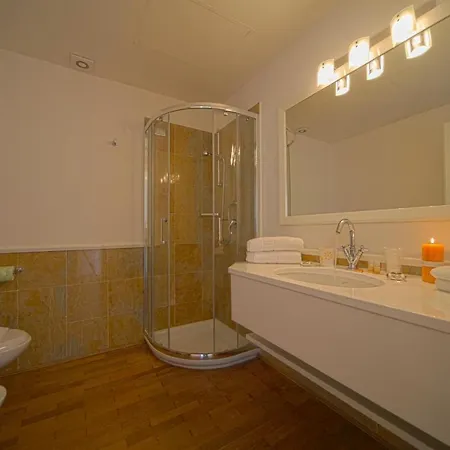 Appartement Sleeps 4 Pool T421405