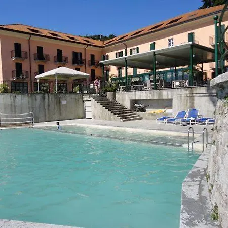 Appartement Sleeps 4 Pool T421405 *